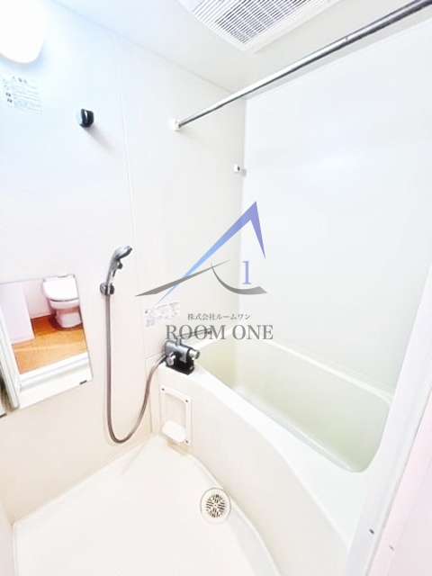 バス・シャワールーム　お風呂です。