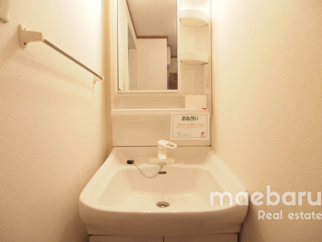 洗面設備　洗面脱衣所。※写真別部屋