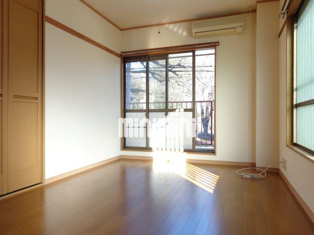 居室・リビング　日当たりが良く開放感のあるお部屋