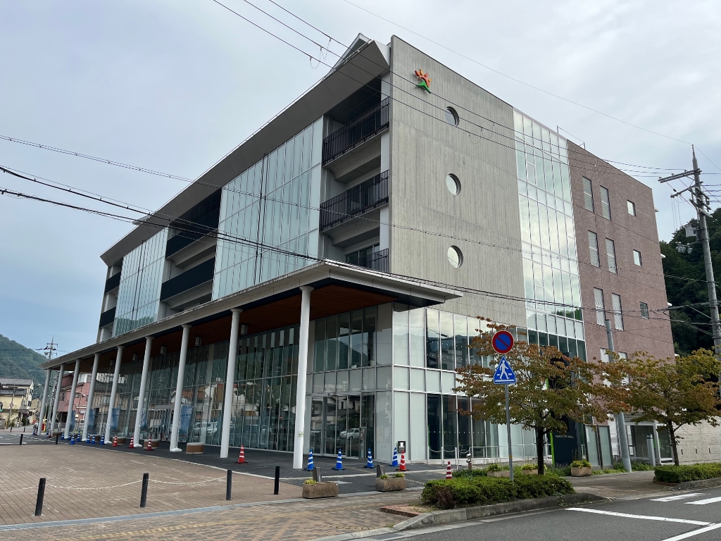 役所　朝来市役所本庁舎（役所）まで979m