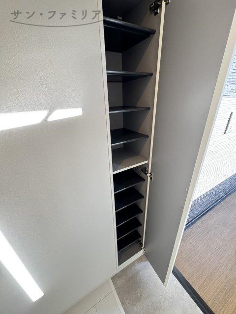 収納　同モデル写真