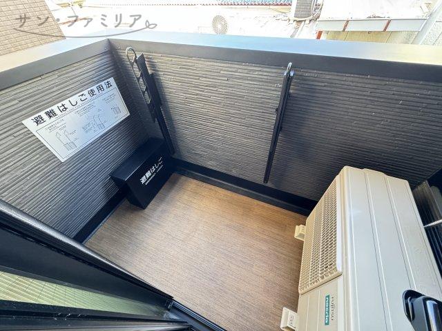 バルコニー　同モデル写真