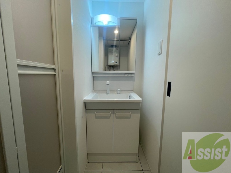 洗面設備　シャンプードレッサーで身支度もラクラクです！