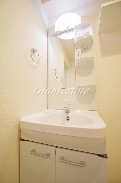 洗面設備　同施工別建物