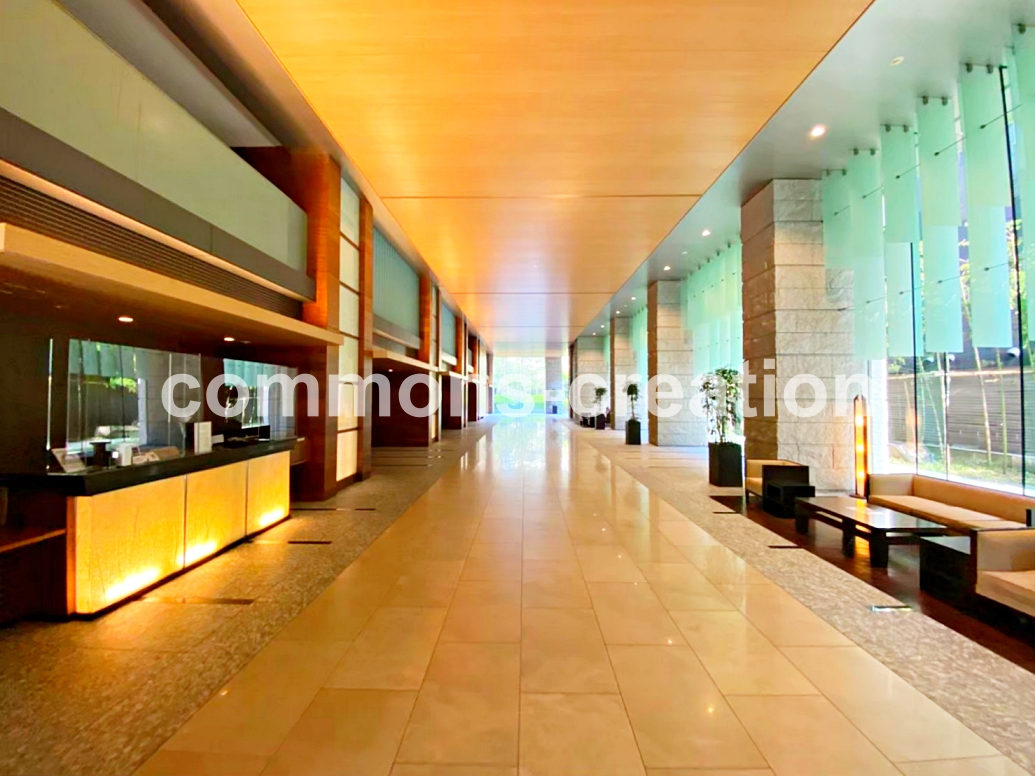 スーパー　肉のハナマサ赤坂店（スーパー）まで557m