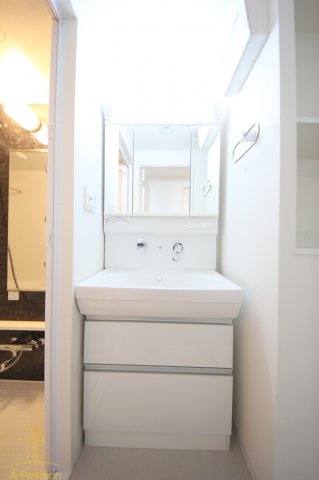 洗面設備　ノーブルスクエア新町