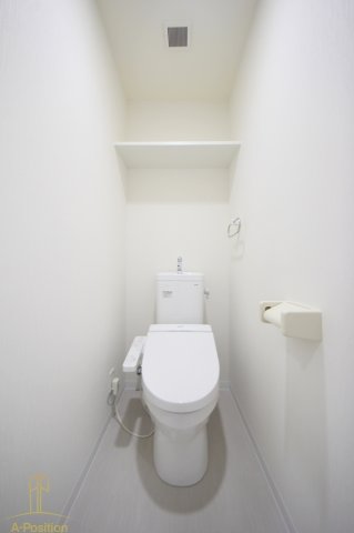 トイレ　ノーブルスクエア新町