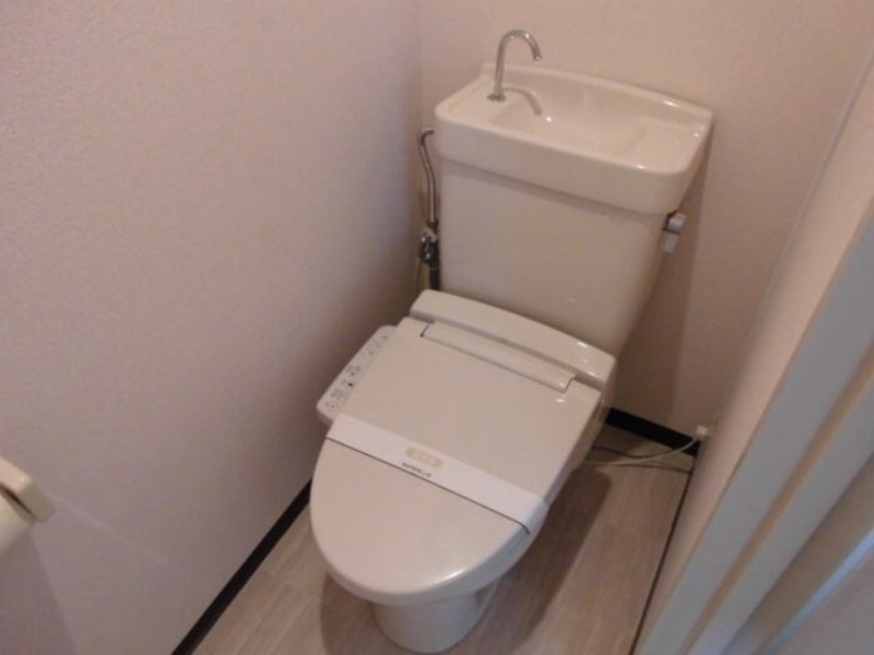 トイレ　図面と現状に相違がある場合には現状を優先