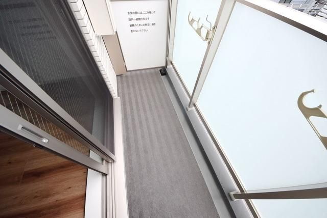 バルコニー　バルコニ-