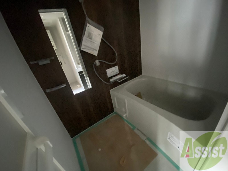 バス・シャワールーム　お風呂になります。一日の疲れを癒してくださいね。