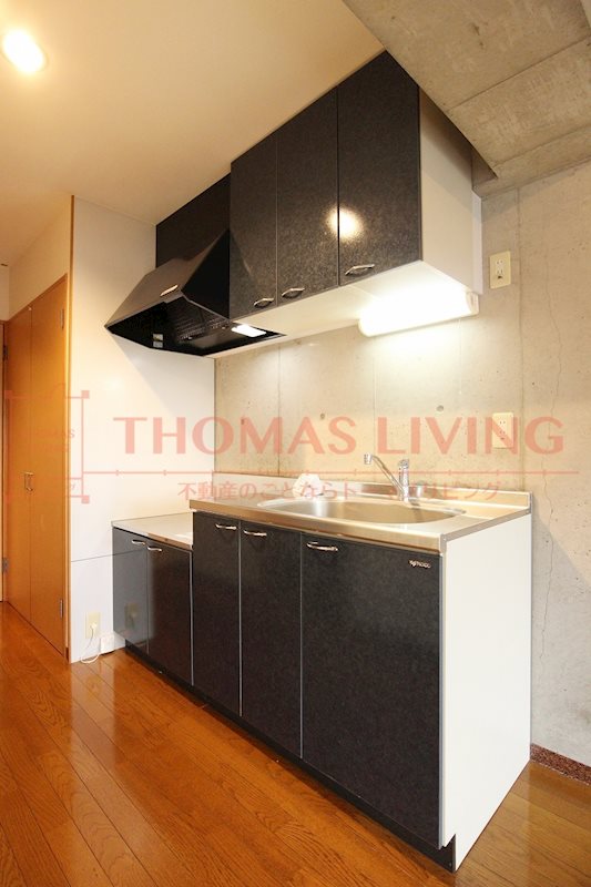 キッチン　2口ガスコンロ設置可。