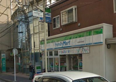 コンビニ　★★ファミリーマート（コンビニ）まで531m