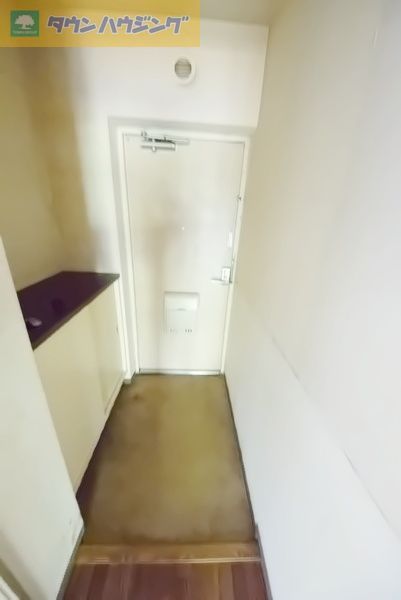 玄関　広々玄関です