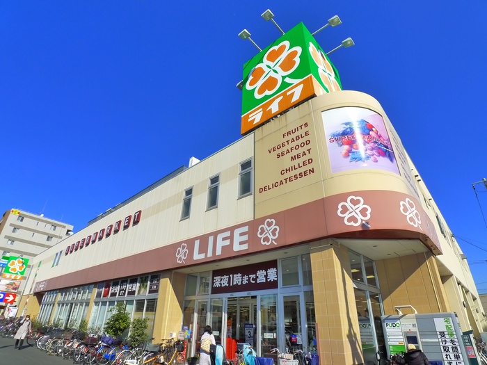 スーパー　ライフ六町駅前（スーパー）まで420m