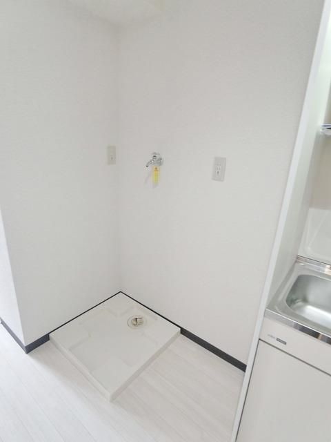 その他　♪あると何だか安心な洗濯機バン付き♪