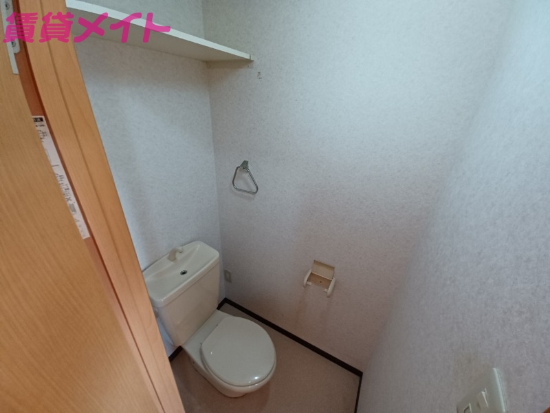 トイレ　同物件別室画像