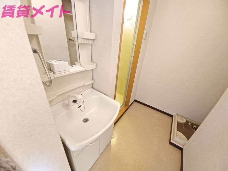 洗面設備　同物件別室画像