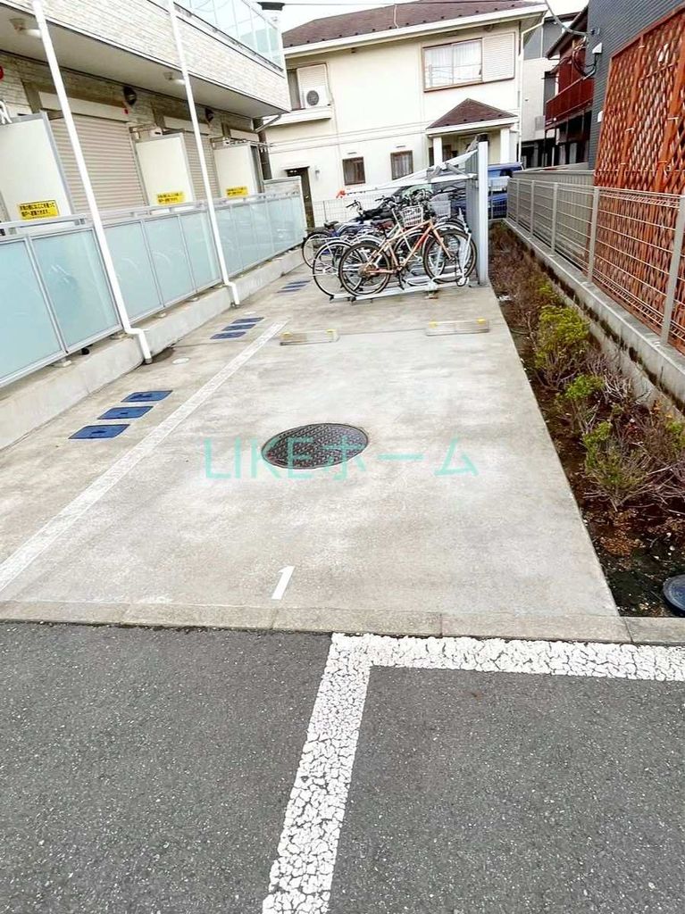 その他設備　駐車場