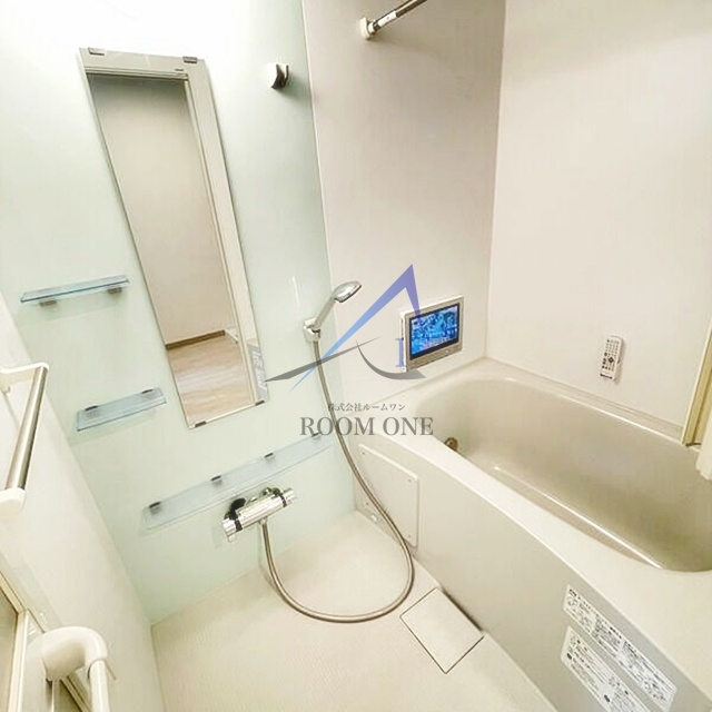 バス・シャワールーム　お風呂です。