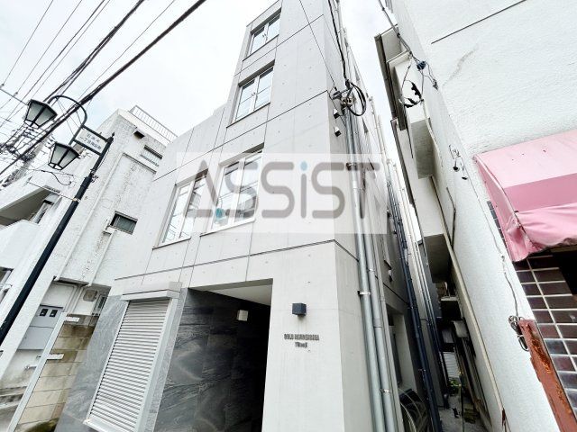 建物外観　すぐに内見可能です！！