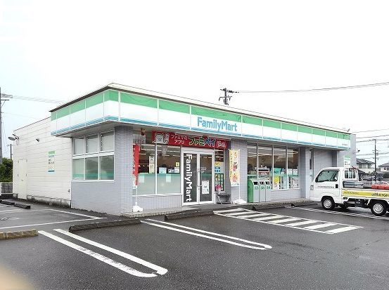 コンビニ　ファミリーマート小佐井店（コンビニ）まで350m