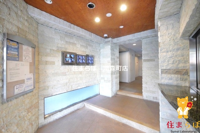 エントランス　共用部の印象も大切に