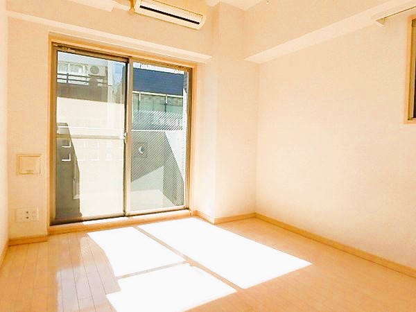 居室・リビング　※別部屋参考写真