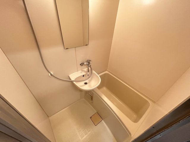 バス・シャワールーム　きれいなお風呂です