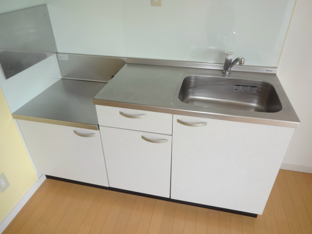 キッチン　参考（写真は別のお部屋です）