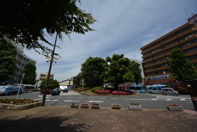 その他　駅前（その他）まで1600m