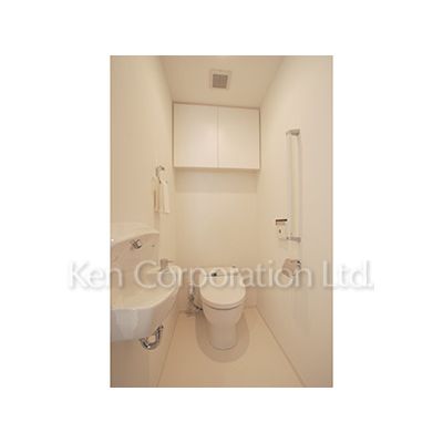 トイレ　同タイプ29階のお部屋を撮影。仕様が異なることがあります。