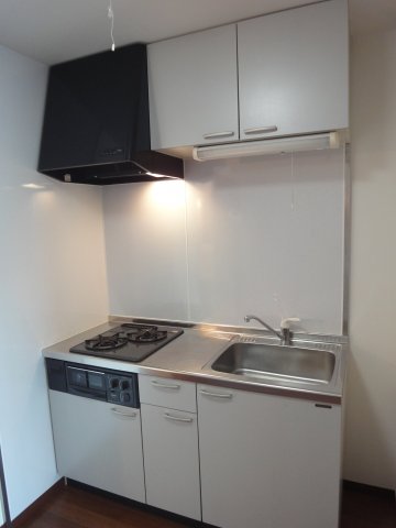 キッチン　※別号室の写真になります。