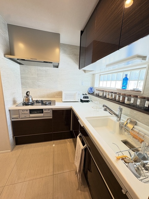 キッチン　※家具・備品等は賃貸に含みません。