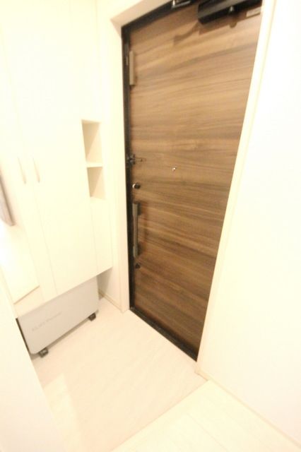 玄関　お部屋探しはタウンハウジングへ♪