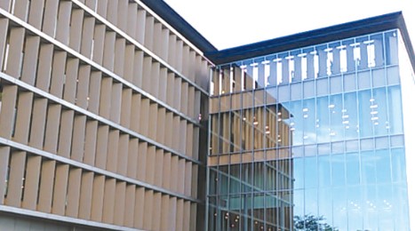 大学・短大　私立獨協大学（大学・短大）まで2968m