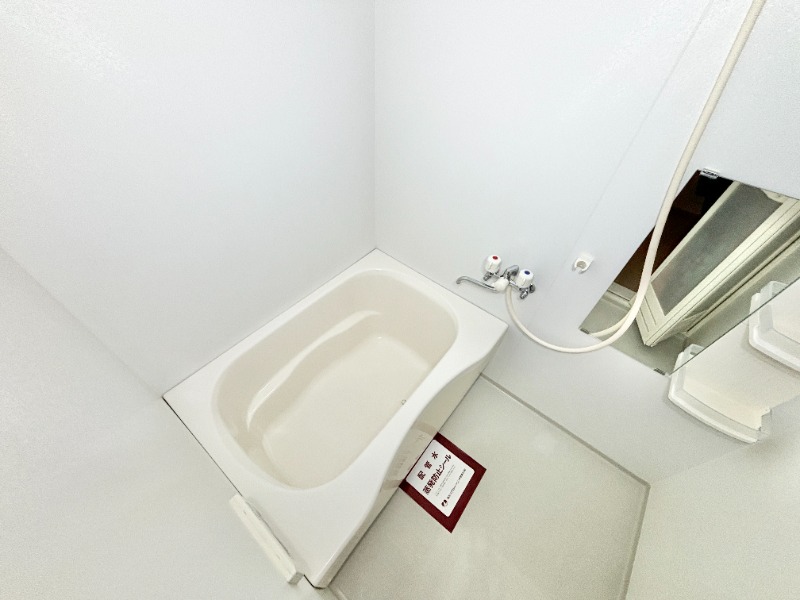 バス・シャワールーム　※別号室の写真となります。