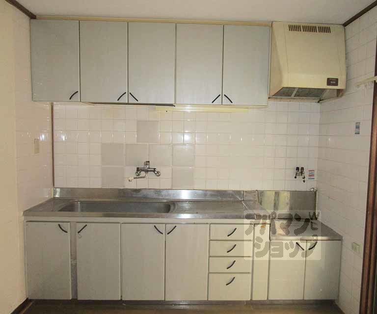 キッチン　室内の写真です。