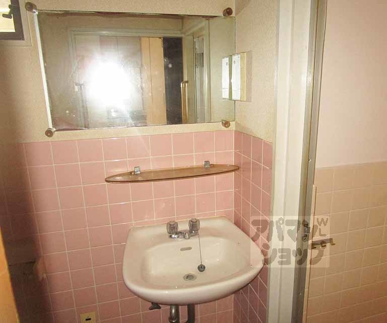 洗面設備　室内の写真です。