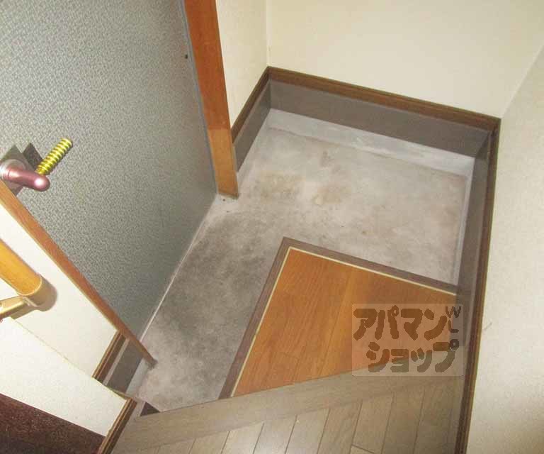 玄関　室内の写真です。