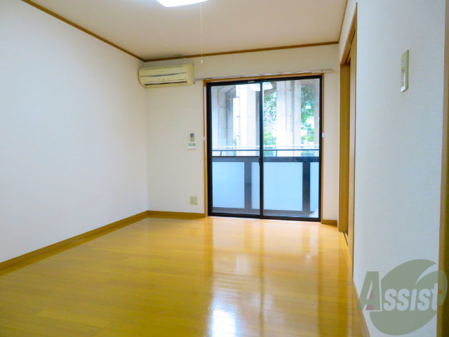 居室・リビング　広くてキレイなＬＤＫが広がっていて、充実した生活が送れそう。