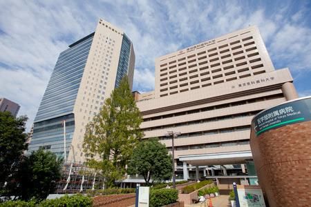 病院　東京医科歯科大学歯学部附属病院（病院）まで794m