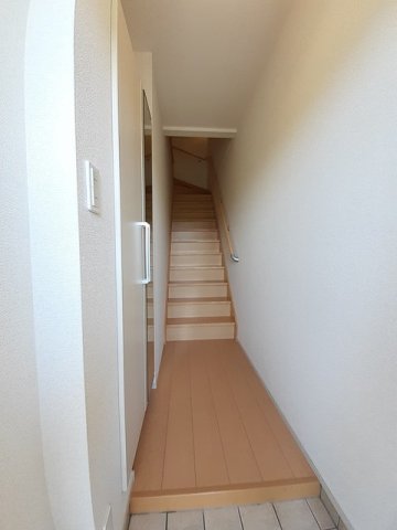 玄関　落ち着いた玄関です