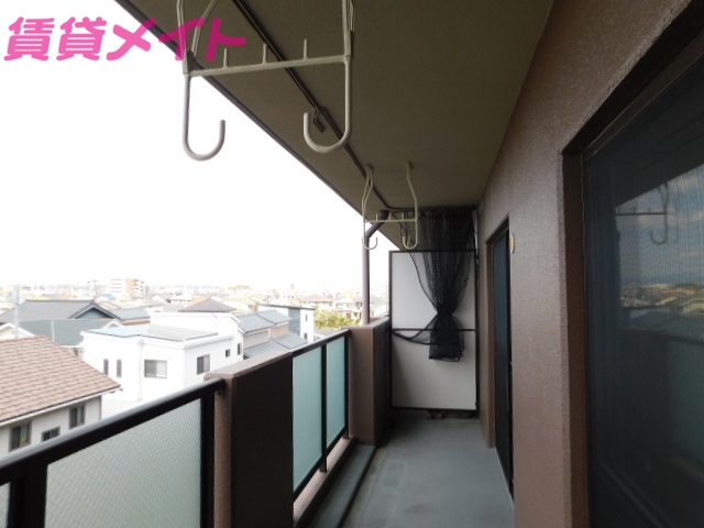 バルコニー　同物件別室写真