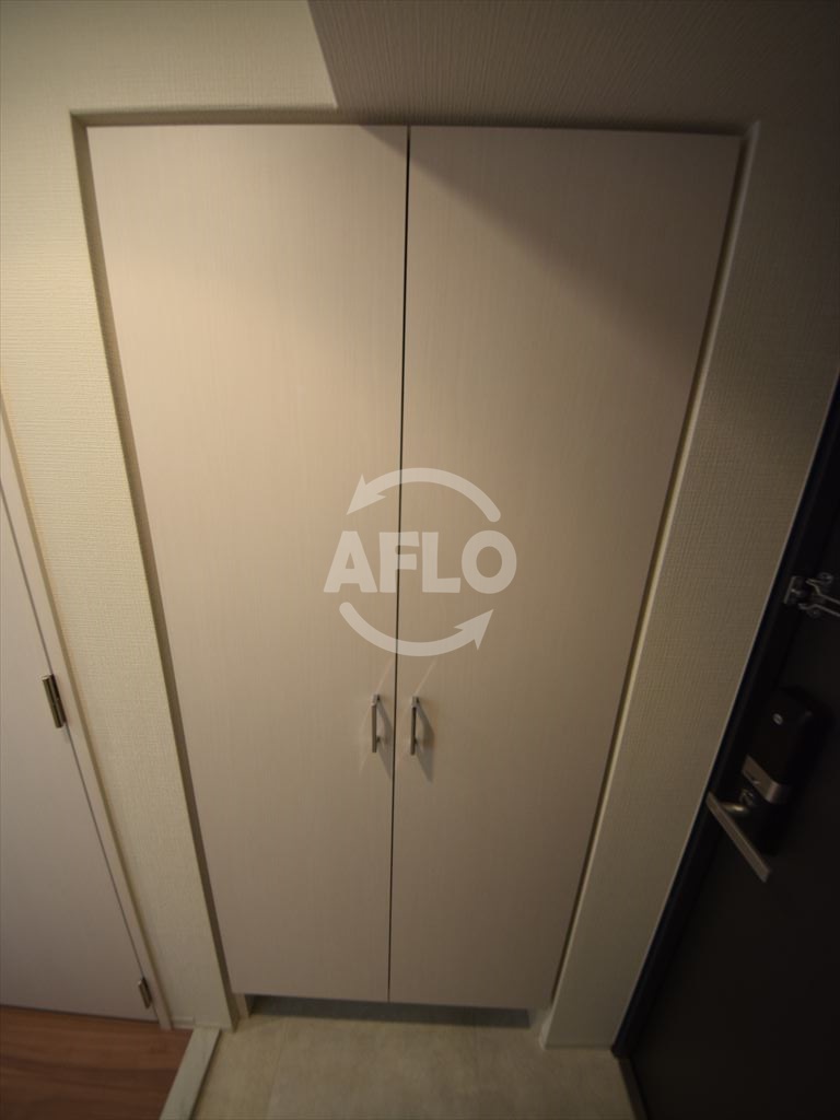 収納　エスプレイスOSAKAベイシティ　シューズボックス