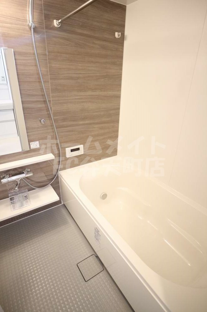 バス・シャワールーム　お風呂です