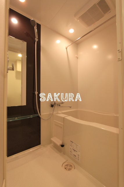 バス・シャワールーム　日々の疲れを癒すお風呂です♪