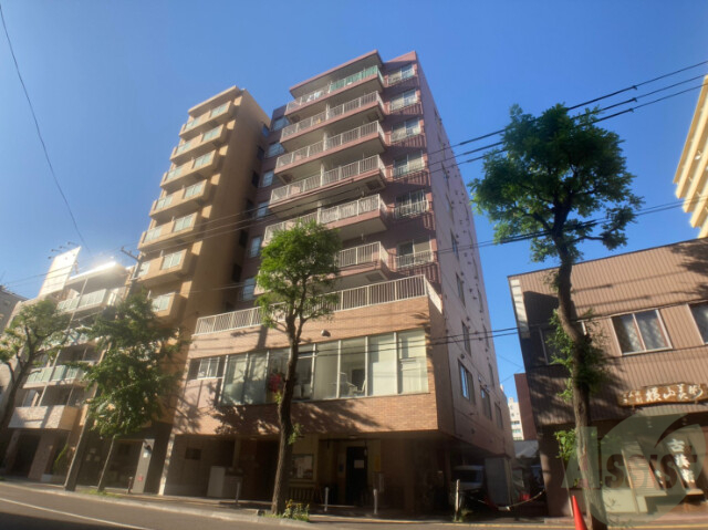 建物外観　札幌市中央区南３条東「サンローゼ札幌」