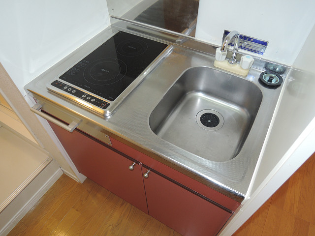 キッチン　電気コンロ２口付