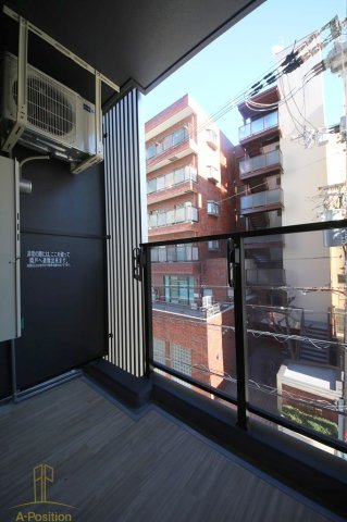 バルコニー　シーズンフラッツ梅田NORTH