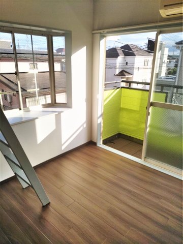 居室・リビング　明るいね！